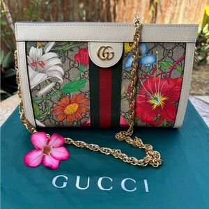Gucci GG Sherry Line Floral Shoulder Bag with Gold Chain